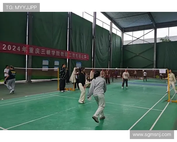 杭州羽毛球队区域防守策略解析与深度剖析 杭州羽毛球队区域防守策略解析与深度剖析
