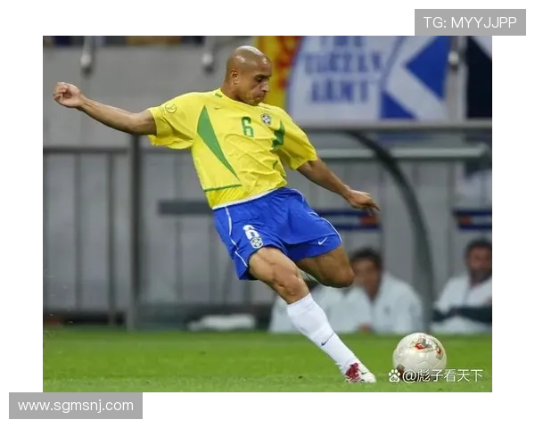 从绿茵场到职场巅峰足球明星的转行传奇与奋斗故事