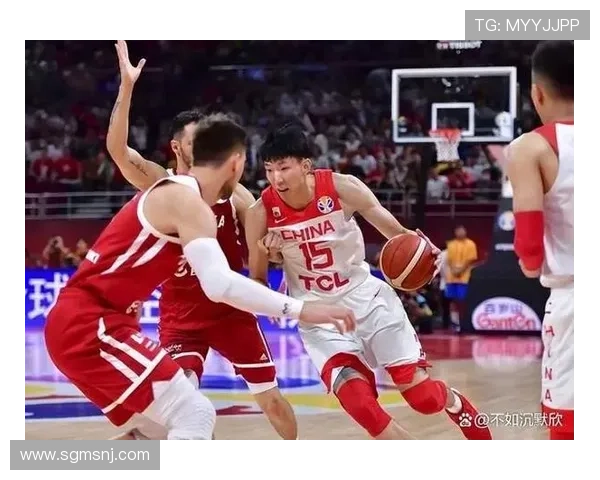 广州篮球队反击战术解析与深度剖析助力球队崛起之路 广州篮球队反击战术解析与深度剖析助力球队崛起之路