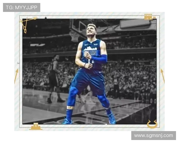 世界足球明星帅气风采大揭秘球场内外的魅力与风格解析