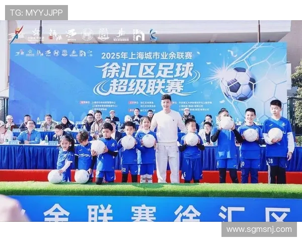 上海足球队荣登足球配合排行榜第十名展现团队实力与默契